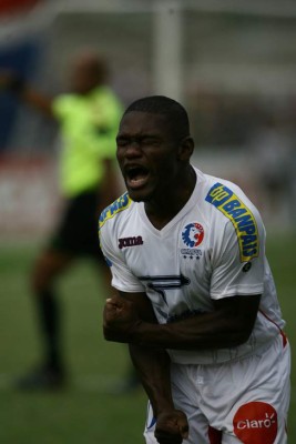 Flashazos: Los 12 recuerdos memorables de Tyson Núñez en el día de su cumpleaños 47