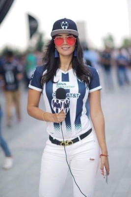 FOTOS: Ella es Alejandra Delgadillo, la escultural fanática del Monterrey