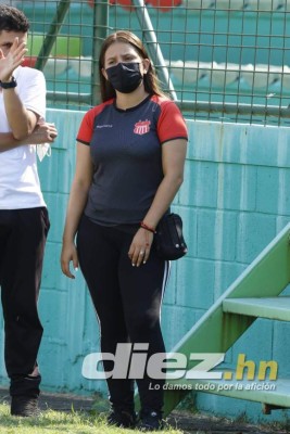 La foto de la celebración 'íntima' en el Yankel: lo que no viste en TV en el triunfo del Vida ante Marathón