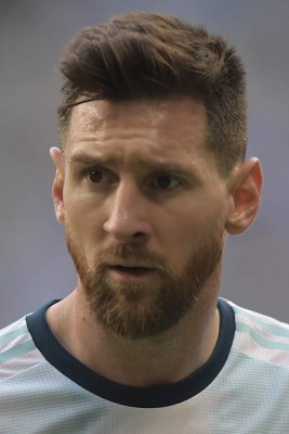 NO SE VIO EN TV: La visita de Antonella, la misteriosa novia en las gradas y la solicitud de niño a Messi