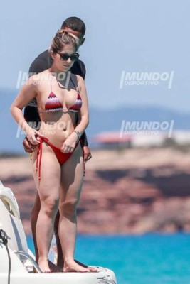 ¿Quién era? La sexy rubia con la que Malcom fue visto en Ibiza