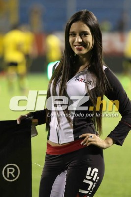 ¡MUÑECAS! El lado sexy del clásico Real España-Marathón