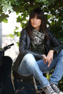 Melanie Winiger, la sexy conductora del sorteo de Champions