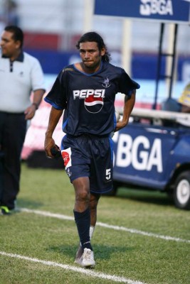 Luciano Emilio elije su 11 ideal con suplentes de lujo de su época en Honduras