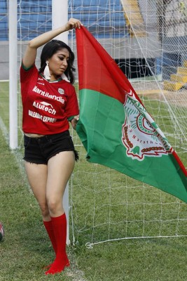 FOTOS: Así es Berenice Banegas, la linda periodista fan de Marathón