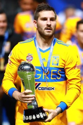 Celebración de Tigres tras ser campeón de la Liga Mx