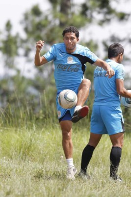 La larga lista de jugadores que ha prestado Olimpia en los últimos torneos