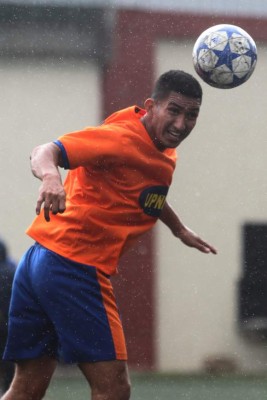 RUMORES/FICHAJES: Real España confirma dos altas y Olimpia presta jugador