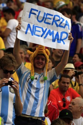 La trágica lesión de Neymar en imágenes.