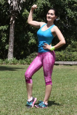 Conoce a Karoline Regalado, la despampanante seguidora del Motagua