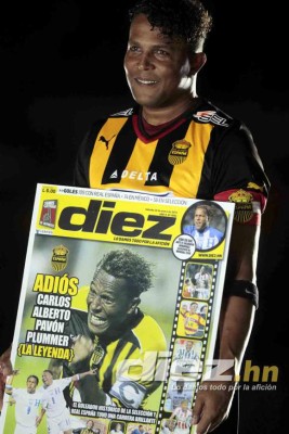 Inolvidable despedida de un ídolo Carlos Pavón