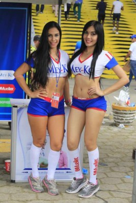 Así son las modelos de los estadios en Centroamérica