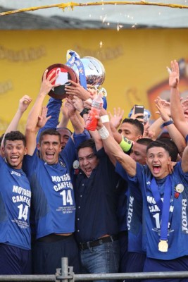 LIBRES: Los 30 jugadores de la Liga Nacional que están sin contrato