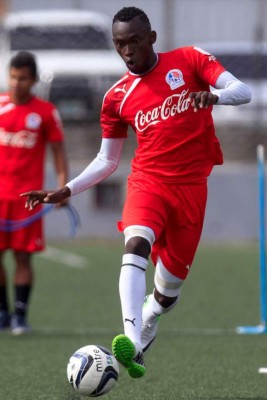 ¡Lo revelan! El primer salario que cobraron los futbolistas hondureños en primera división