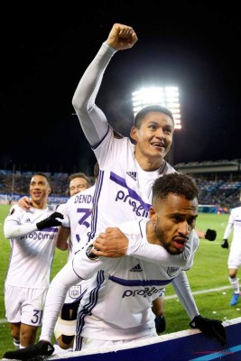 El emotivo festejo de Najar tras la clasificación a octavos en la Europa League