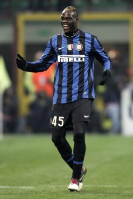 El 11 que usó el Inter de Milán en el último partido de David Suazo como neroazzurro