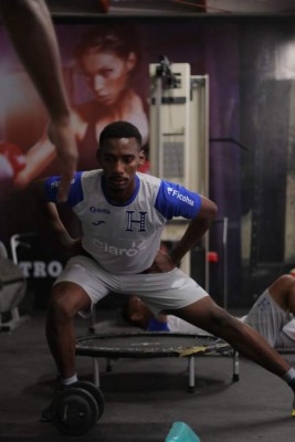¡A puro hierro! La Selección de Honduras se fortalece con trabajos de gimnasio