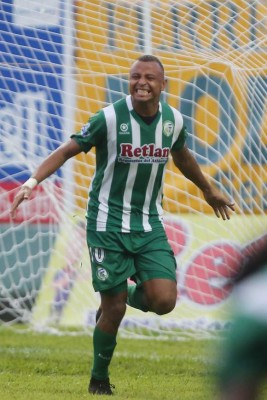 FICHAJES: Marathón ya espera a Costly y Peñarol busca a dos hondureños