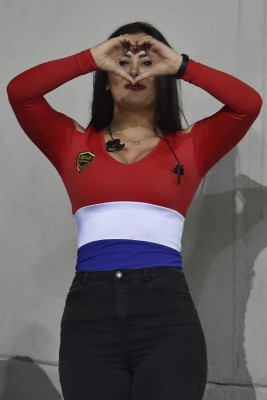 ¡HERMOSA! Larissa Riquelme se roba el show en el Argentina-Paraguay de la Copa América&nbsp;&nbsp;