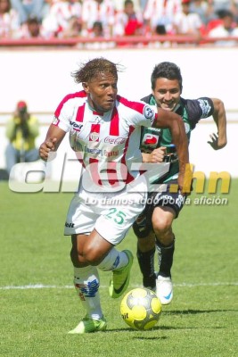 La trayectoria de Carlos Pavón en imágenes