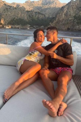 Las nuevas fotos de las picantes vacaciones de Cristiano Ronaldo con Georgina Rodríguez en Mallorca