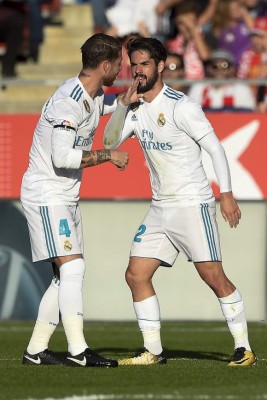 Lo que no se vio en TV: La tristeza de CR7, el beso de Ramos a Isco y el festejo local