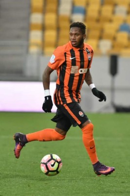 FICHAJES: Real Madrid alista nuevo tridente y se viene otra baja en Barcelona