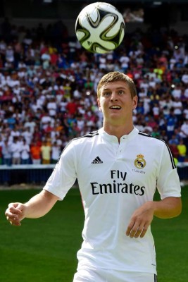 Toni Kroos fue presentado como nuevo jugador del Real Madrid.