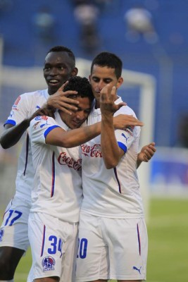 Olimpia da paliza al Platense con goleada de 5-0.