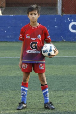 ¡FUTURO! Un holandés, el hijo de Emil y el de Guifarro brillan en las menores