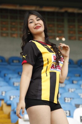 Bella Siloet, entre su admiración por Lionel Messi y el amor por Real España