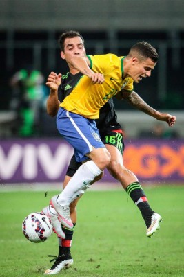 Brasil venció 2-0 a México en amistoso hacia la Copa América