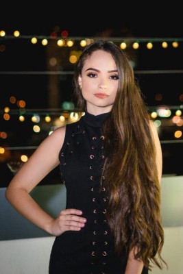 Así es Melissa Handal, la hermosa presentadora de TV y 'barbie' de Instagram