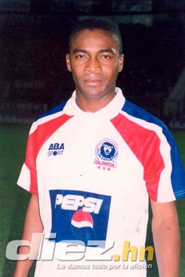 Colección de fotos históricas del Olimpia en su 103 aniversario