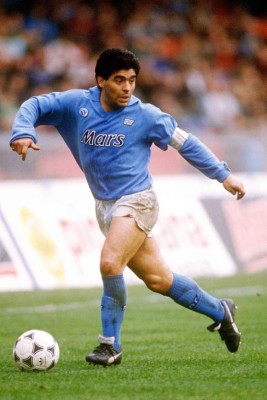 ¿Cuánto costarían hoy los grandes cracks del fútbol? Estudio lo revela