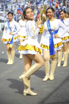 Las 15 palillonas más hermosas de los desfiles de Honduras