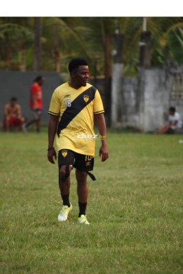 Marvin Chávez revive sus mejores tiempos haciendo fútbol en Sambo Creek