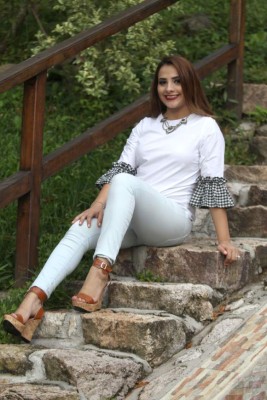 FOTOS: Así es Angie Griffin, la guapa presentadora de TV que reta a Pinto