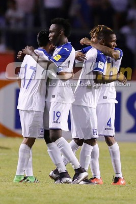 Las mejores imágenes del Honduras-El Salvador en el Olímpico