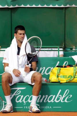Djokovic se aleja de la competición por la lesión en la muñeca