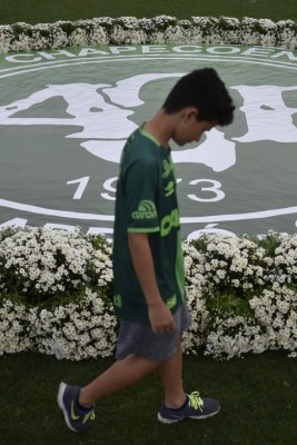 ¡Imposible no llorar! Así fue el último adiós a futbolistas del Chapecoense