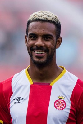 ¡El 11 titular que afina el Girona para hacer historia en el Bernabéu contra el Real Madrid!