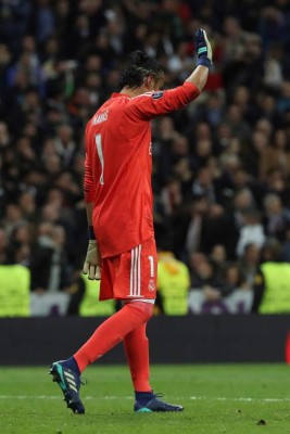 EN FOTOS: La tristeza de Keylor Navas por su horror y la locura de CR7 al final