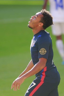 La impactante foto de Luis Palma que conmueve en el Preolímpico, la tristeza de EEUU y la locura en Honduras