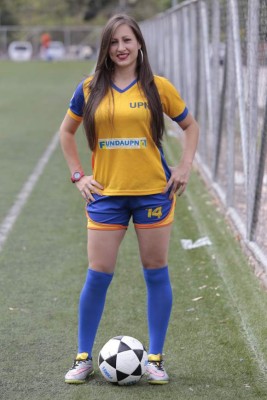 Leysi Reyes, un talento puro y gran apasionada del fútbol sala