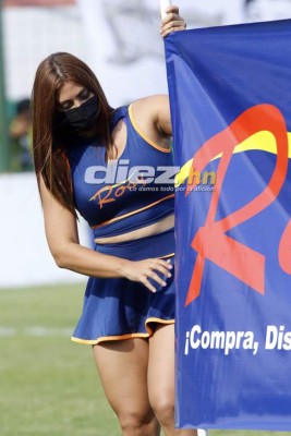 ¿Qué guardó en su falda? Las bellezas que robaron miradas en el Yakel en el arranque de la Fecha 13