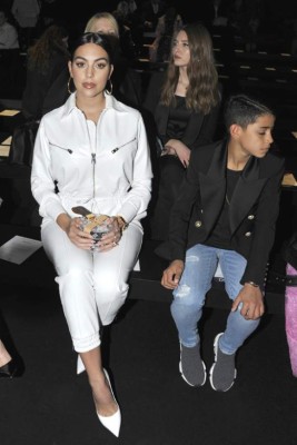 Sin Cristiano Ronaldo y con un gran sustituto, Georgina Rodríguez brilló en el Milan Fashion Week