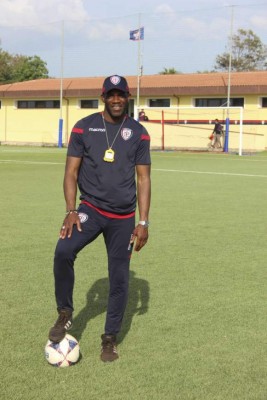 ¡Nuevos brillos! La nueva generación de entrenadores del fútbol hondureño