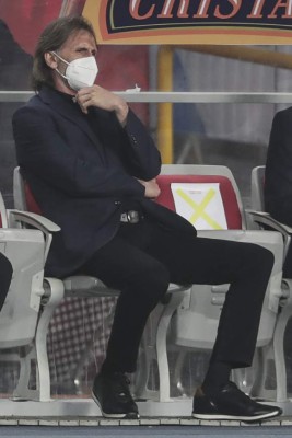 Fotos del Perú - Brasil: Las patadas a Neymar y la sangre de Miguel Trauco