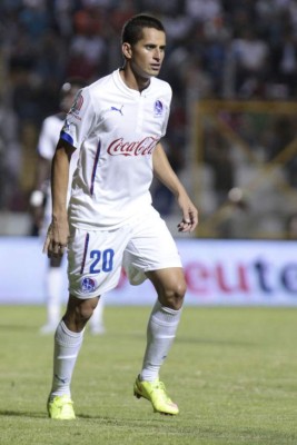 RUMORES Y FICHAJES: Olimpia y Real España se disputan un defensor